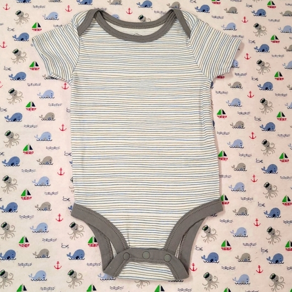 🔵 2 PACK • SZ 6MO • Onesies 🔵 - Picture 5 of 7